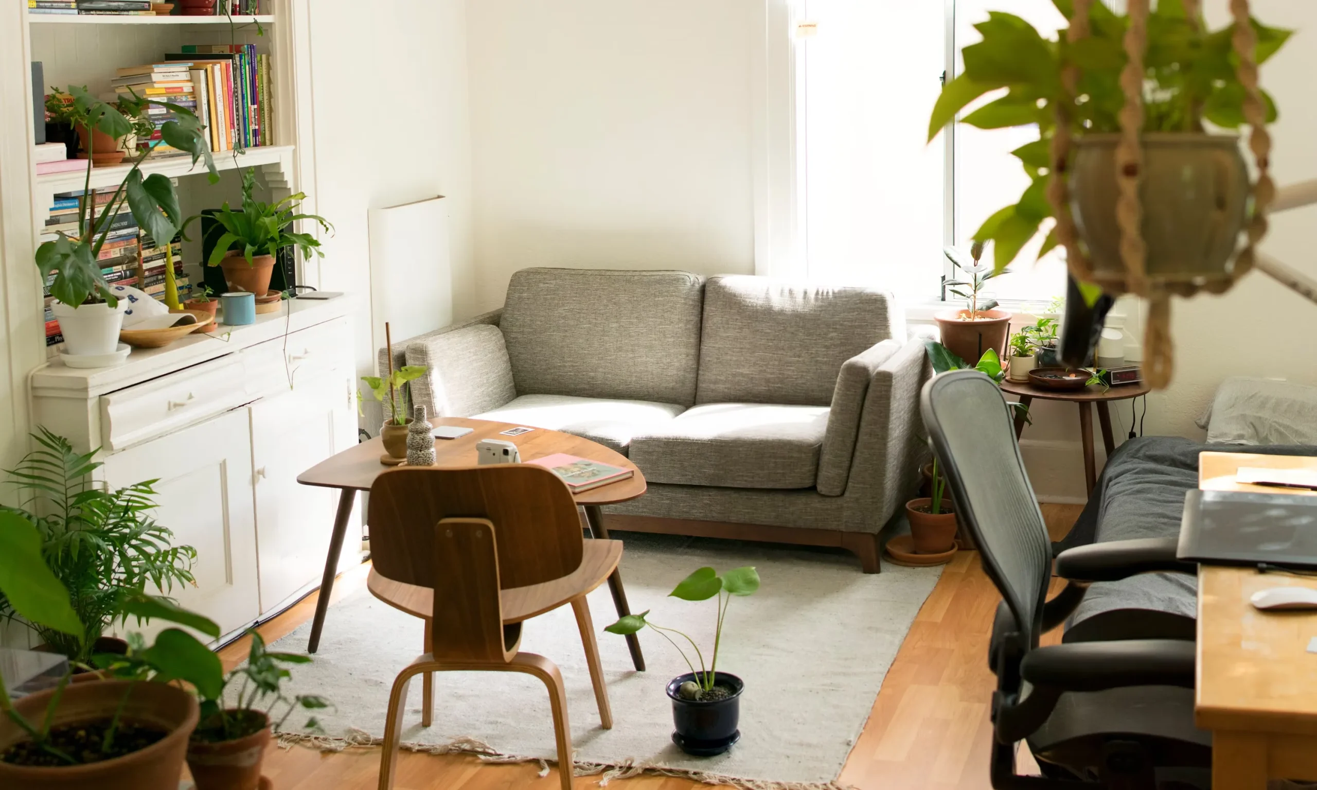 Custom Home Furniture Maximize Small Spaces